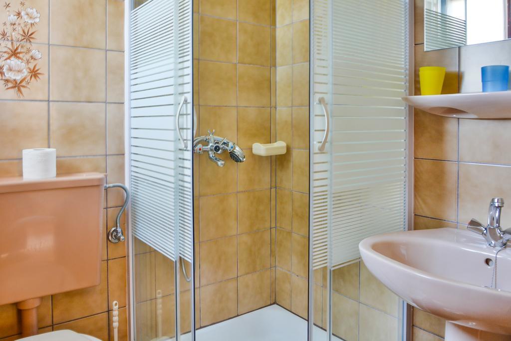 Bella Vista Apartments ซริกเวนิซา ภายนอก รูปภาพ