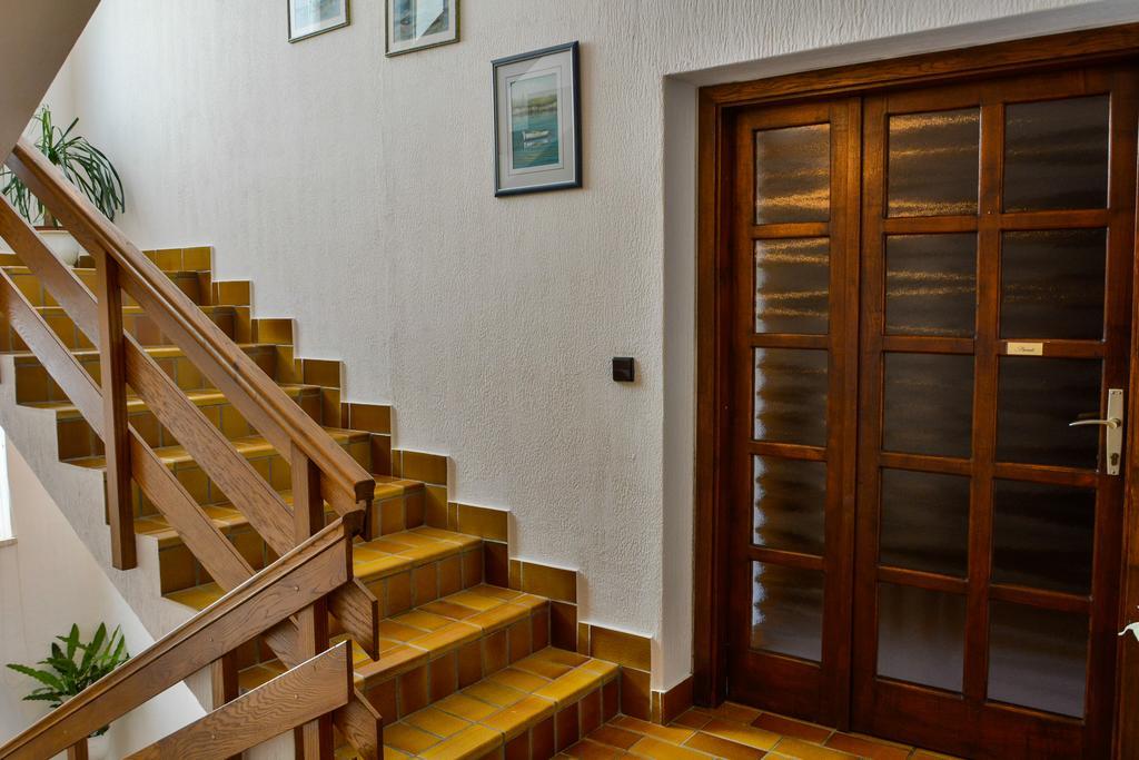 Bella Vista Apartments ซริกเวนิซา ภายนอก รูปภาพ