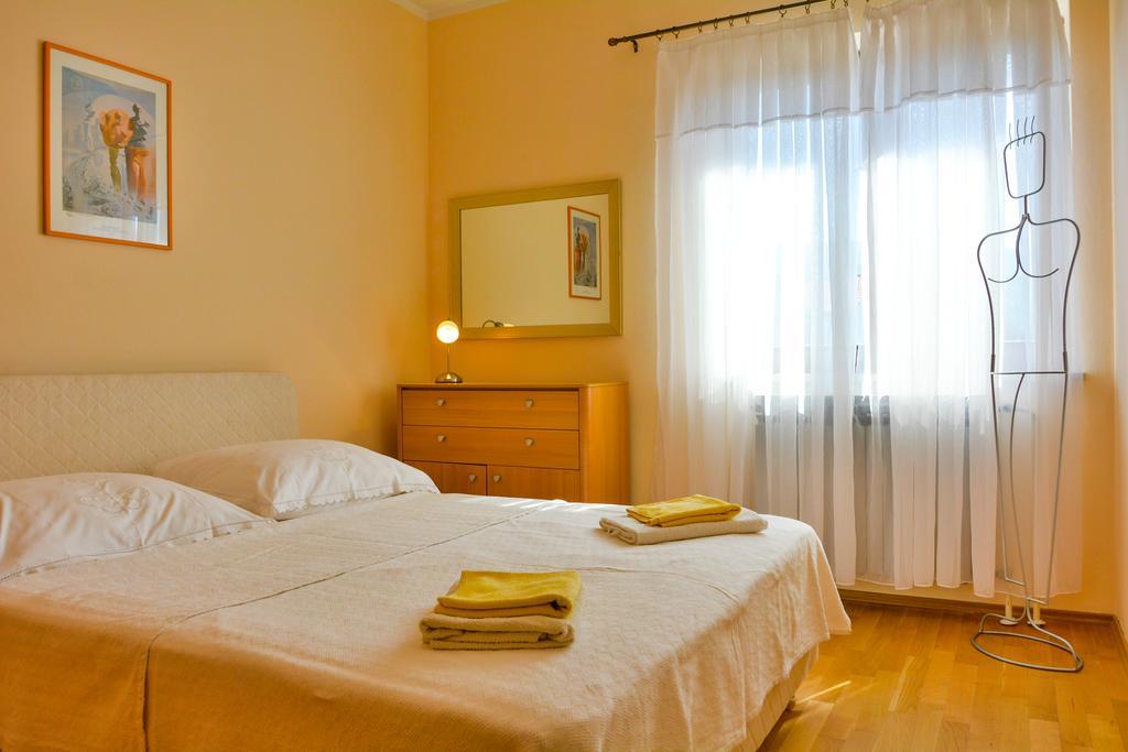 Bella Vista Apartments ซริกเวนิซา ภายนอก รูปภาพ