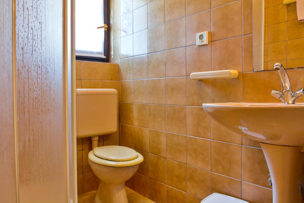 Bella Vista Apartments ซริกเวนิซา ภายนอก รูปภาพ