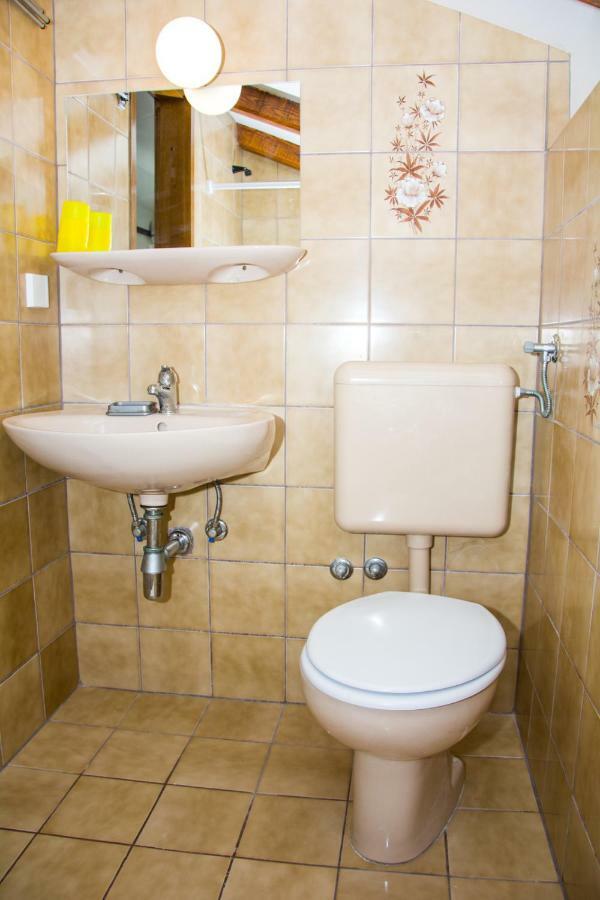 Bella Vista Apartments ซริกเวนิซา ภายนอก รูปภาพ