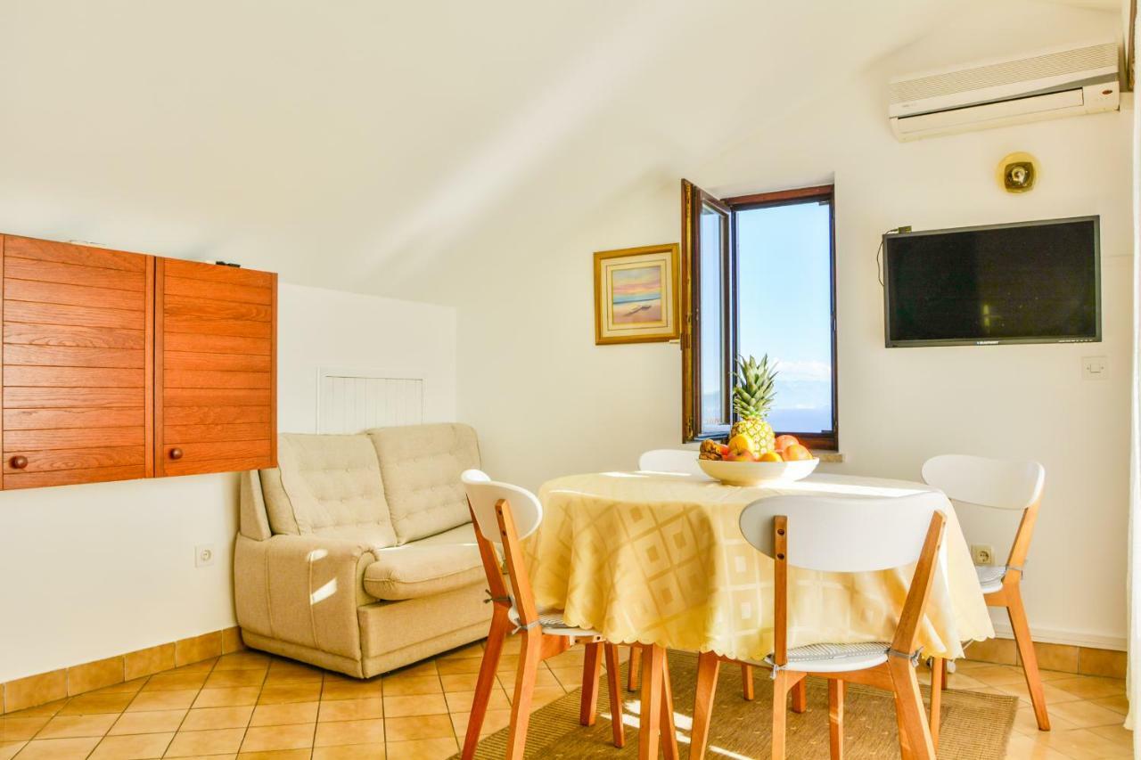 Bella Vista Apartments ซริกเวนิซา ภายนอก รูปภาพ