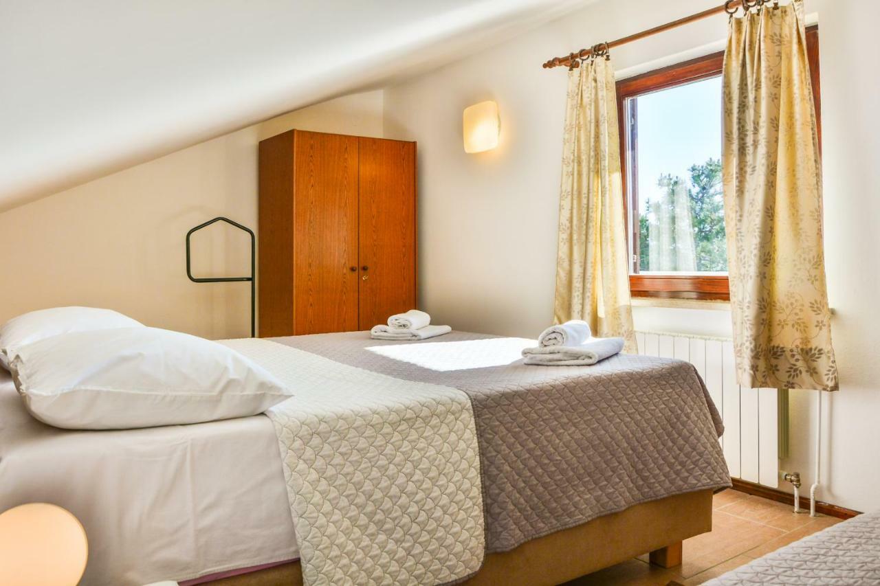Bella Vista Apartments ซริกเวนิซา ภายนอก รูปภาพ