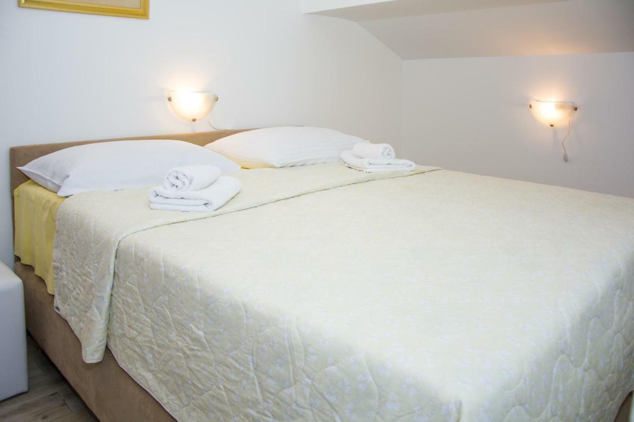 Bella Vista Apartments ซริกเวนิซา ภายนอก รูปภาพ