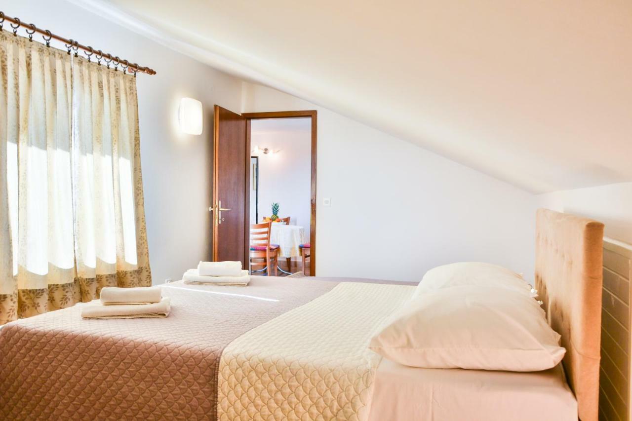 Bella Vista Apartments ซริกเวนิซา ภายนอก รูปภาพ