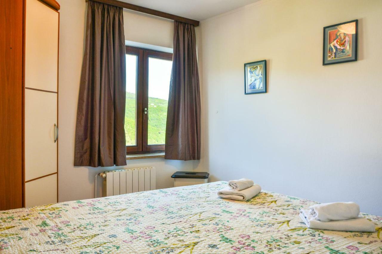 Bella Vista Apartments ซริกเวนิซา ภายนอก รูปภาพ