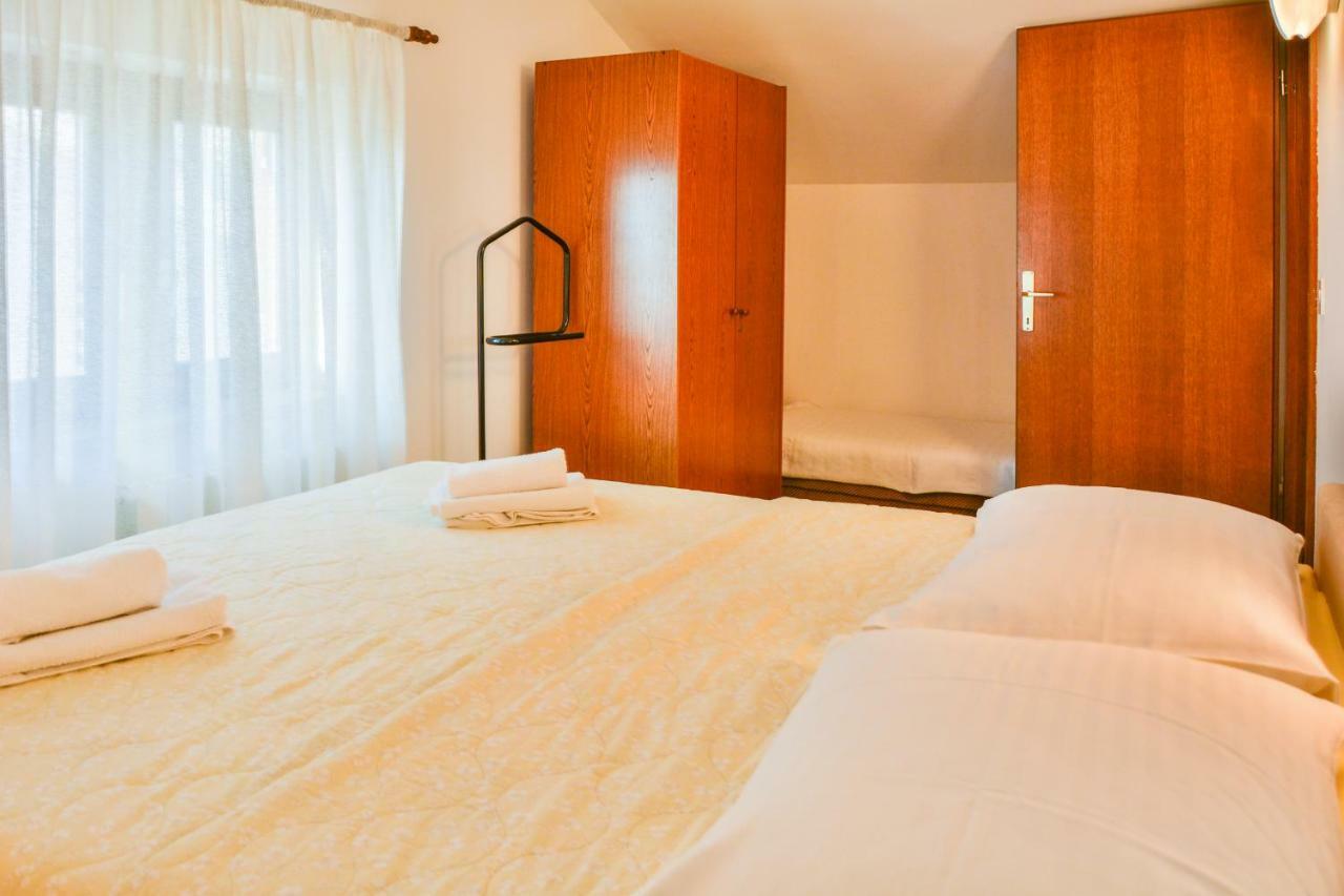 Bella Vista Apartments ซริกเวนิซา ภายนอก รูปภาพ